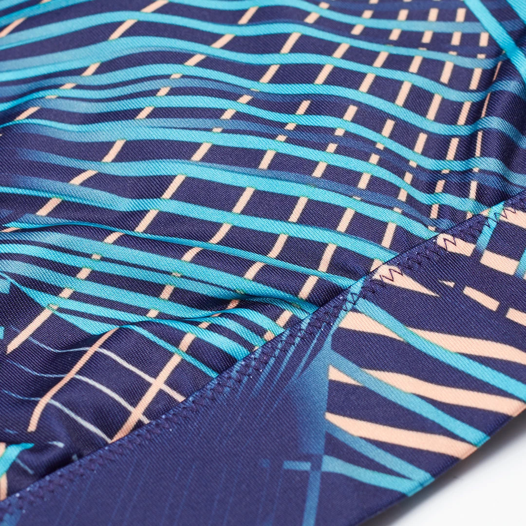 women HYLETE Essence Sports Bra 5 women HYLETE Essence Sports Bra - Image 3